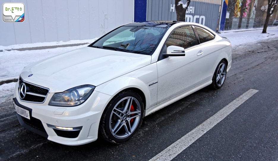 [시승기] c63 amg 쿠페 퍼포먼스 패키지 시승기 + 닥터돈까스와 오사모디(BMW 535d)가 드리는 새해인사 관련 이미지 34