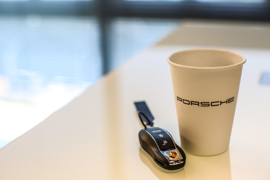 닥터돈까스의 포르쉐 911 GT3 출고기 운명적인 만남 관련 이미지 16