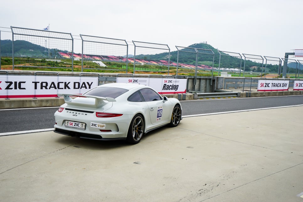 포르쉐 911 GT3로 참여한 SK지크 트랙데이 관련 이미지 28