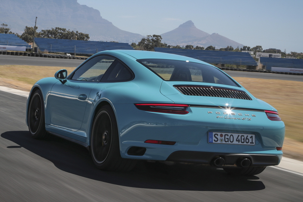 [드림카] 포르쉐 911 GTS 판매 (991 Mk2 카레라GTS) 관련 이미지 5