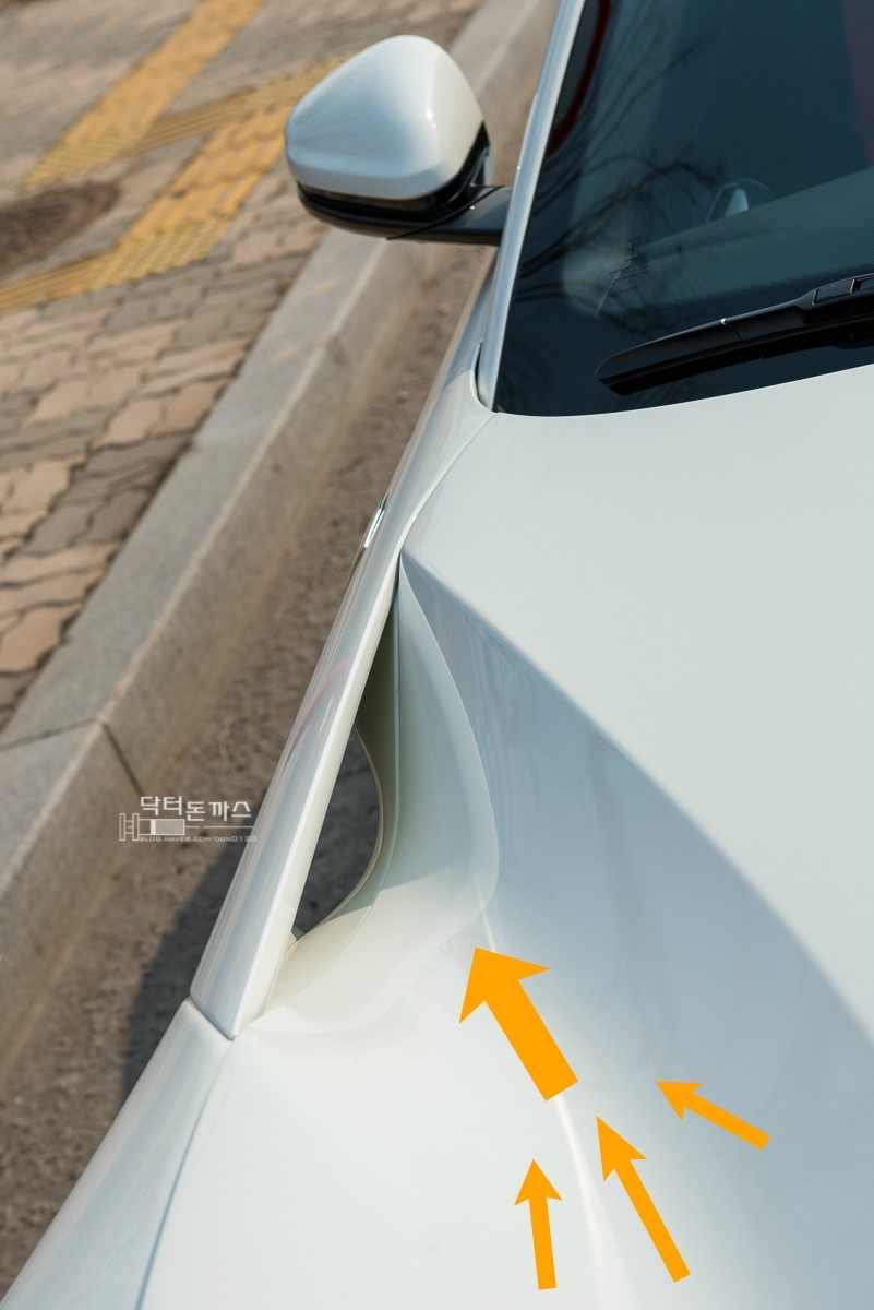 페라리 F12 베를리네타 시승기-플래그쉽 페라리의 진가! 관련 이미지 9