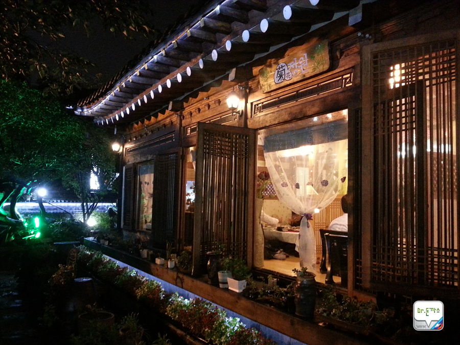 진짜 시로코 R 이 나타났다! (성북동 맛집 + 국화정원 + 한정식 + 간장게장) 관련 이미지 13