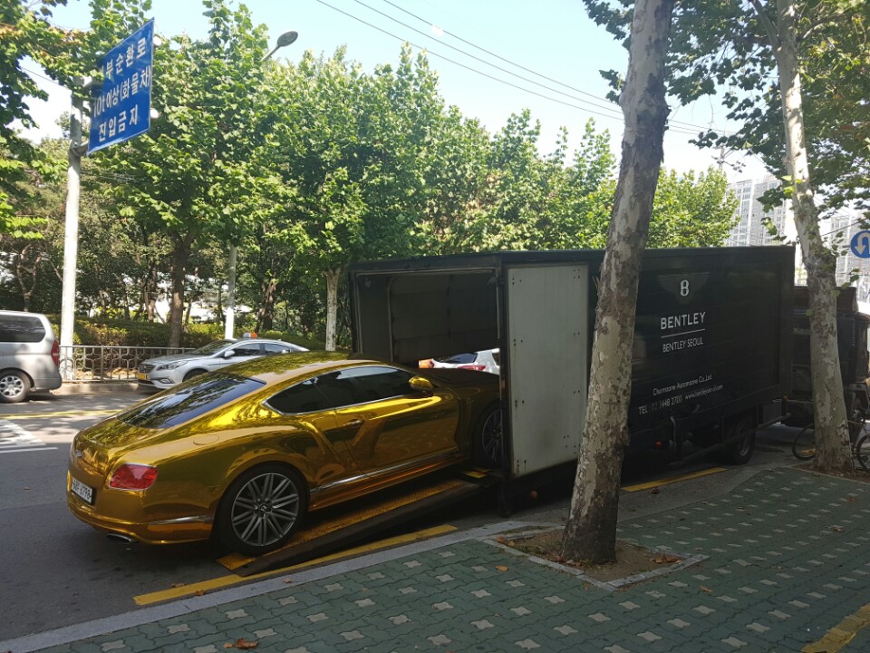 벤틀리 W12 gt speed 판매합니다. 관련 이미지 5