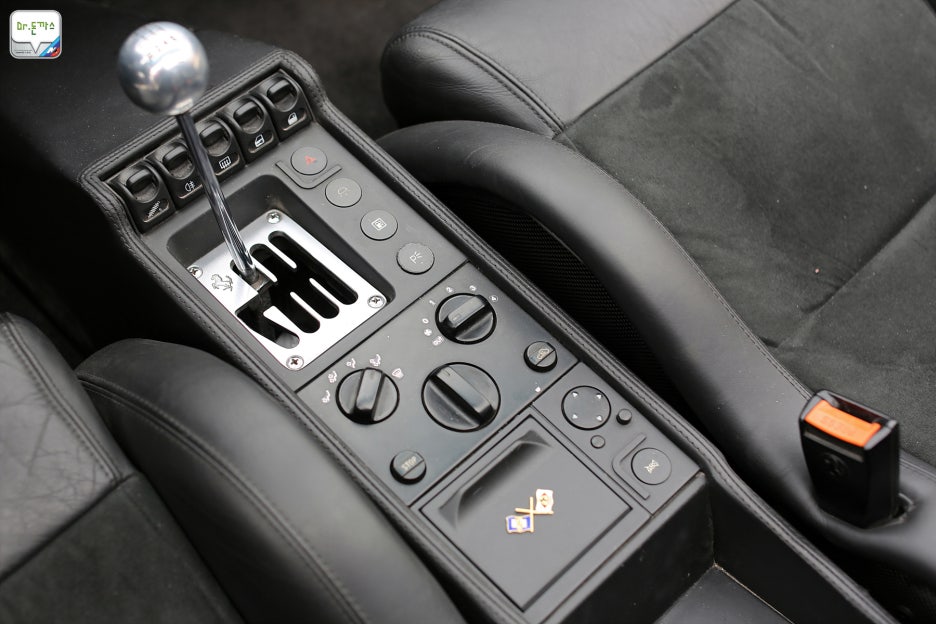 [페라리 F355 GTS] 세월이 가도 멋진 스포츠카 페라리 F355를 소개합니다. 관련 이미지 42