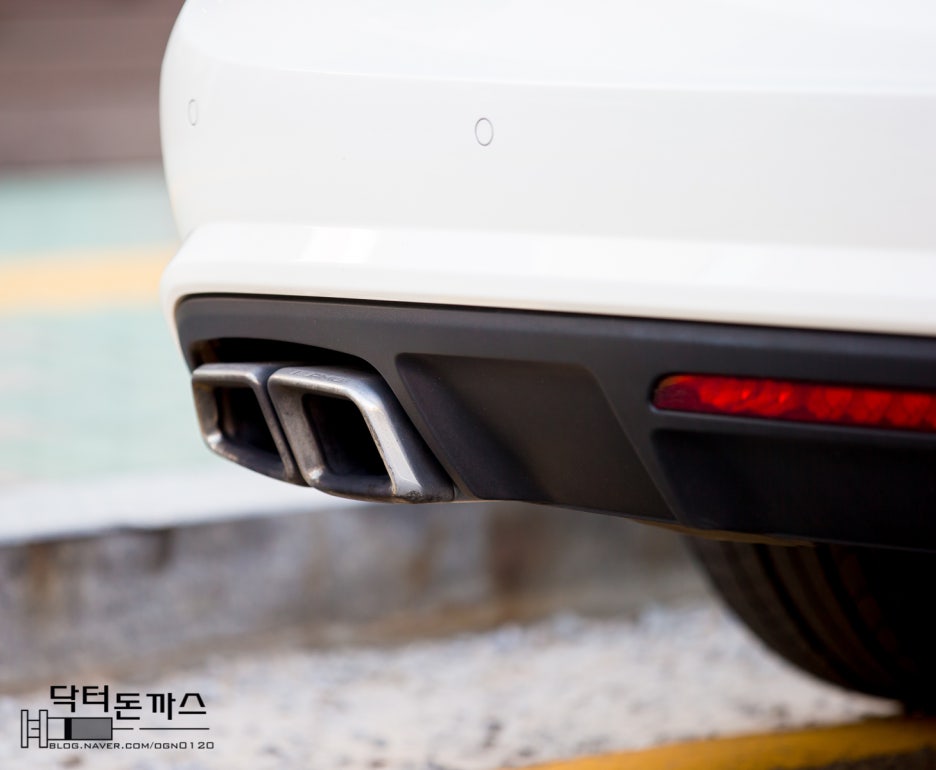 벤츠 CLS 63 AMG 시승기. 이쁘고 배기음 좋은 KTX. 관련 이미지 13