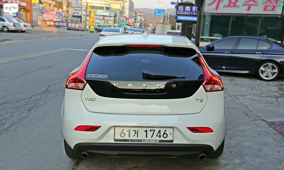 [볼보 V40 시승기] 볼보 V40 D4, 볼보 V40 T5 시승기, 안전하고 이쁜 자동차! 관련 이미지 3