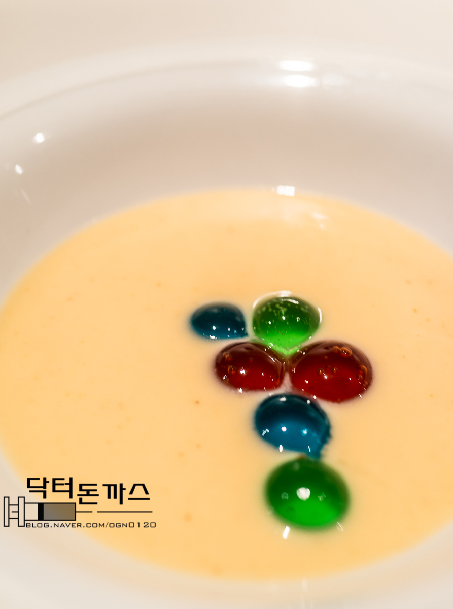 [가로수길 맛집] 엘본 더 테이블+닛산 GT-R vs 페라리 캘리포니아+블루투스이어폰/모비프렌/GBHS400. 관련 이미지 10