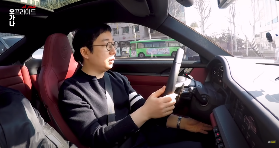 포르쉐 911 카레라 4S(992) 시승기 | 오프라이드 오가나 관련 이미지 16