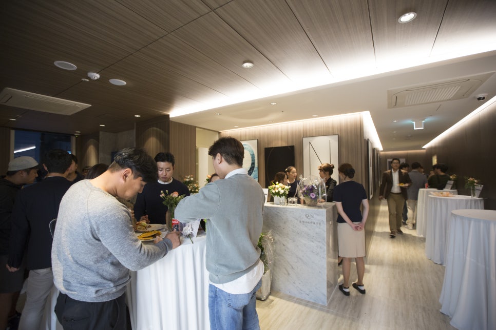 오가나피부과 오픈식에 참석해주신 모든 분들께 감사의 인사를 드립니다! 그리고 미니쿠퍼 JCW 관련 이미지 15