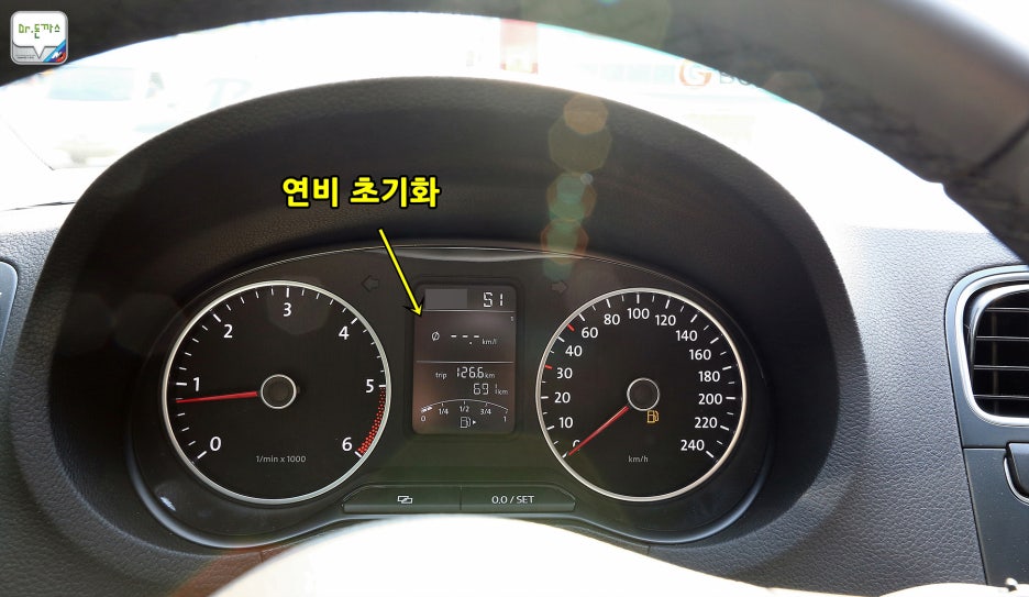 [폭스바겐 폴로 시승기] 살까? 말까?  폭스바겐 폴로 1.6 TDI R라인 관련 이미지 46