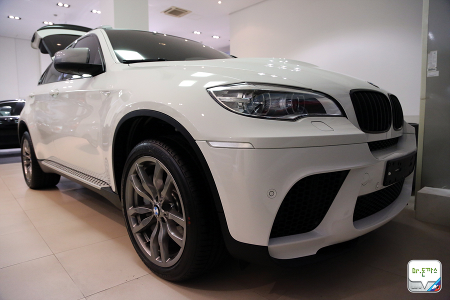 [X6 M50d] 국내에 상륙한 BMW 디젤의 끝판왕을 우연히 만나다! (M550d+X5 M50d+X6 M50d = M performance) 관련 이미지 14