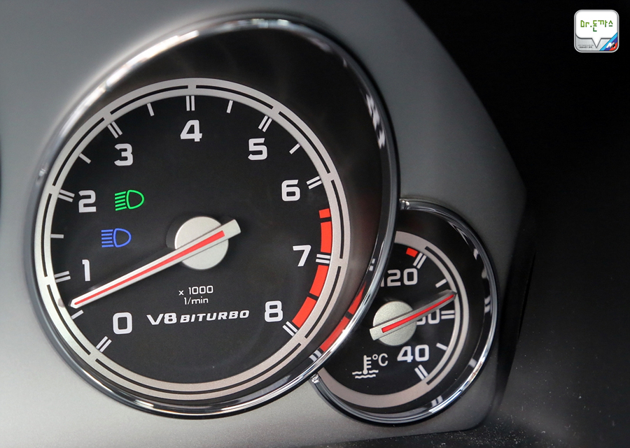 [시승기] 벤츠 e63AMG! 메르세데스 전통을 그대로 계승한 무서운 세단! + e클래스 페이스리프트 + 삼다연(논현동맛집,제주도흑돼지전문점) 관련 이미지 50
