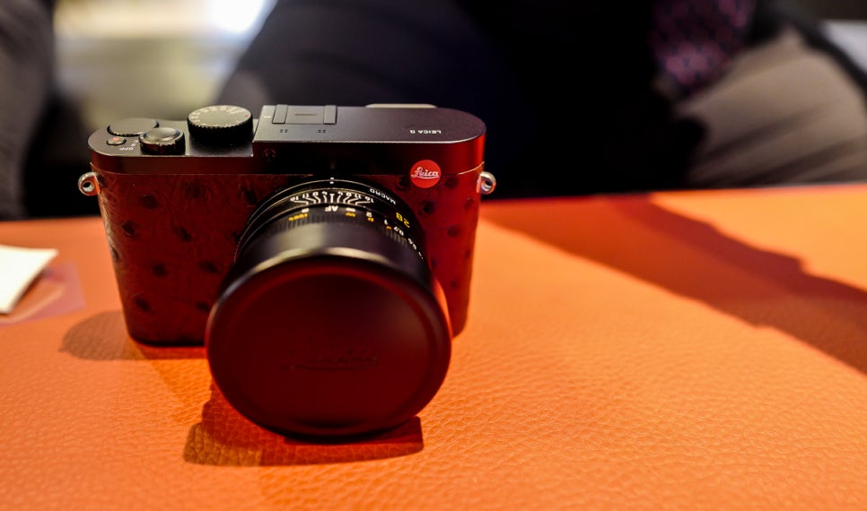 한정판 라이카Q 타조 에디션 구매 및 개봉기 LEICA Q à la carte Ostrich Style Embossed via 반도카메라 관련 이미지 24