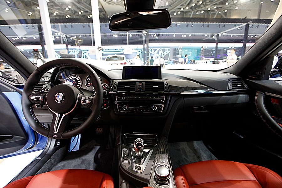 (실시간) 신형 BMW M3 그리고 BMW M4 국내 상륙. 관련 이미지 27