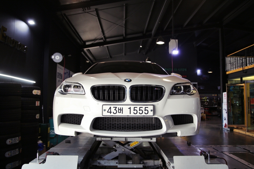 BMW M5 타이어 교체하기 , 피렐리 피제로 관련 이미지 4