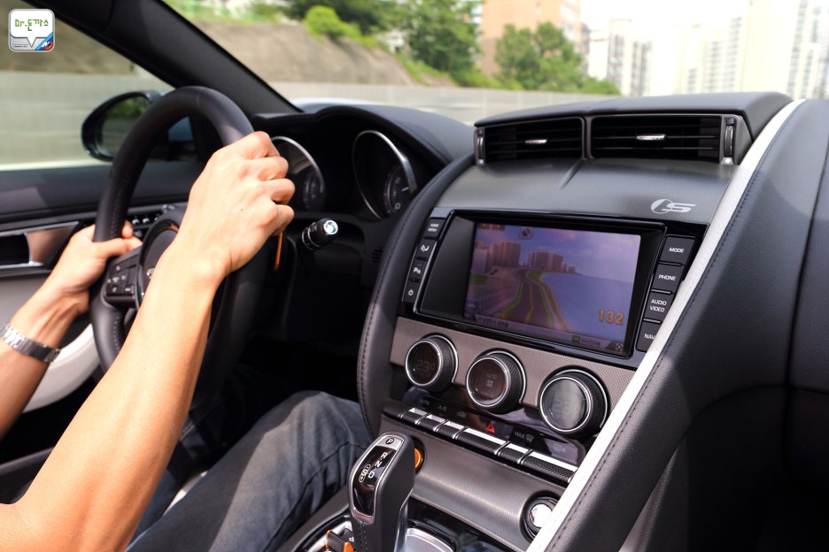 국내 최초! 재규어 F-TYPE (F타입) 시승기! 관련 이미지 65