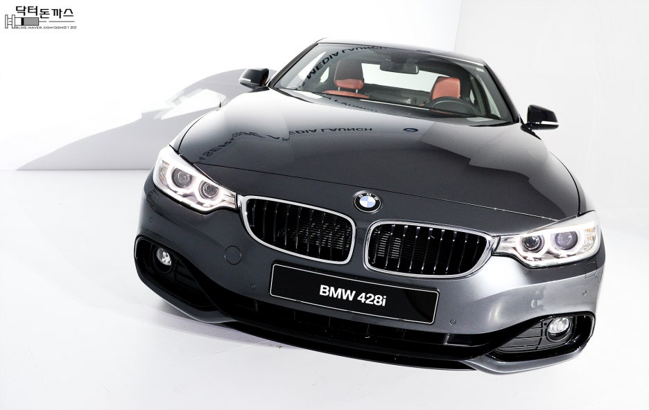 BMW 4시리즈 쿠페 디자인,사양 그리고 옵션 (BMW 428i M 스포츠 패키지+420d+M4) 관련 이미지 44