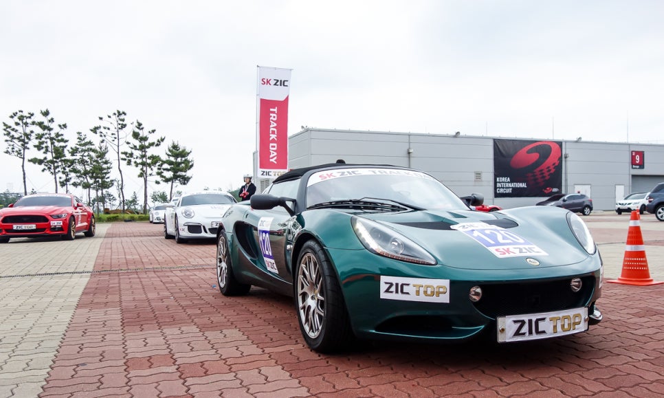 포르쉐 911 GT3로 참여한 SK지크 트랙데이 관련 이미지 35