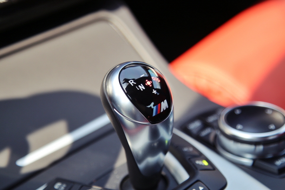 BMW M5 타이어 교체하기 , 피렐리 피제로 관련 이미지 17