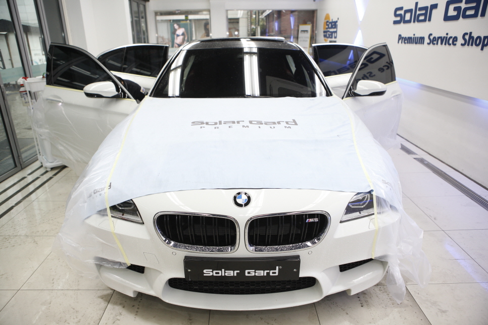 BMW M5 솔라가드 프리미엄 시공, 썬팅? 무엇이 중요할까 TSER 관련 이미지 6