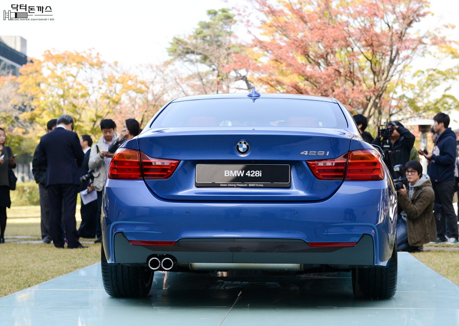 BMW 4시리즈 쿠페 디자인,사양 그리고 옵션 (BMW 428i M 스포츠 패키지+420d+M4) 관련 이미지 15