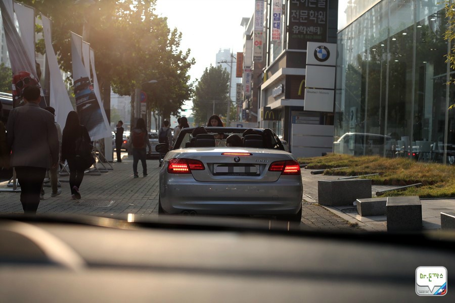 [비교시승기] BMW 뉴 1시리즈 해치백 vs 폭스바겐 골프 관련 이미지 48