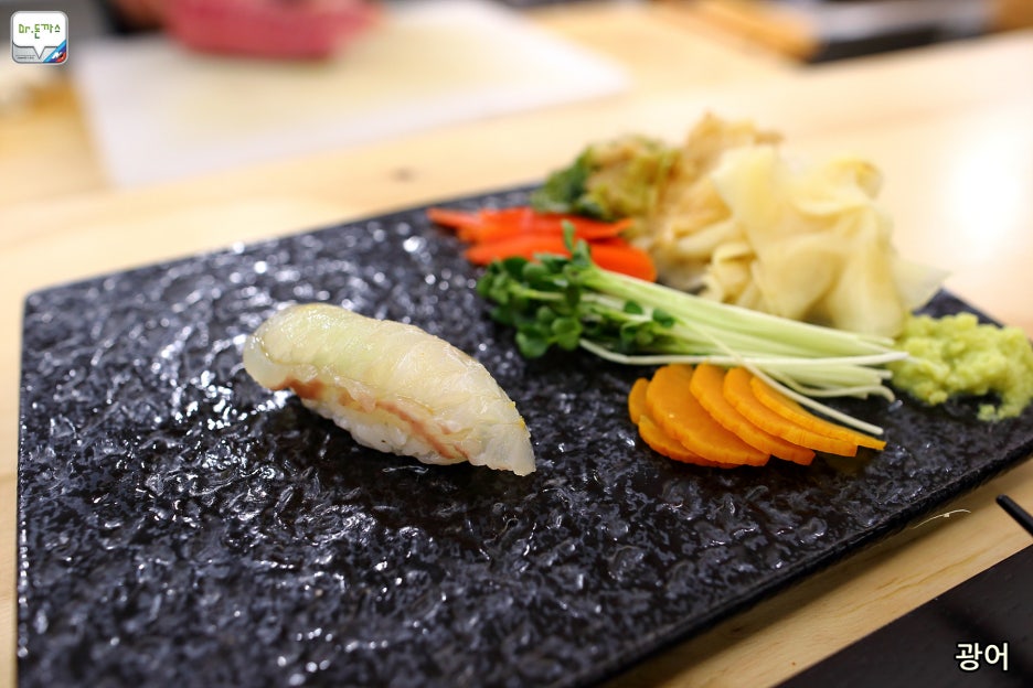 [분당 정자동 맛집] 스시쿤. 오감을 만족시키는 오마카세를 선보이는 일식집. 관련 이미지 25