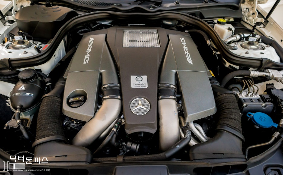 벤츠 CLS 63 AMG 시승기. 이쁘고 배기음 좋은 KTX. 관련 이미지 29