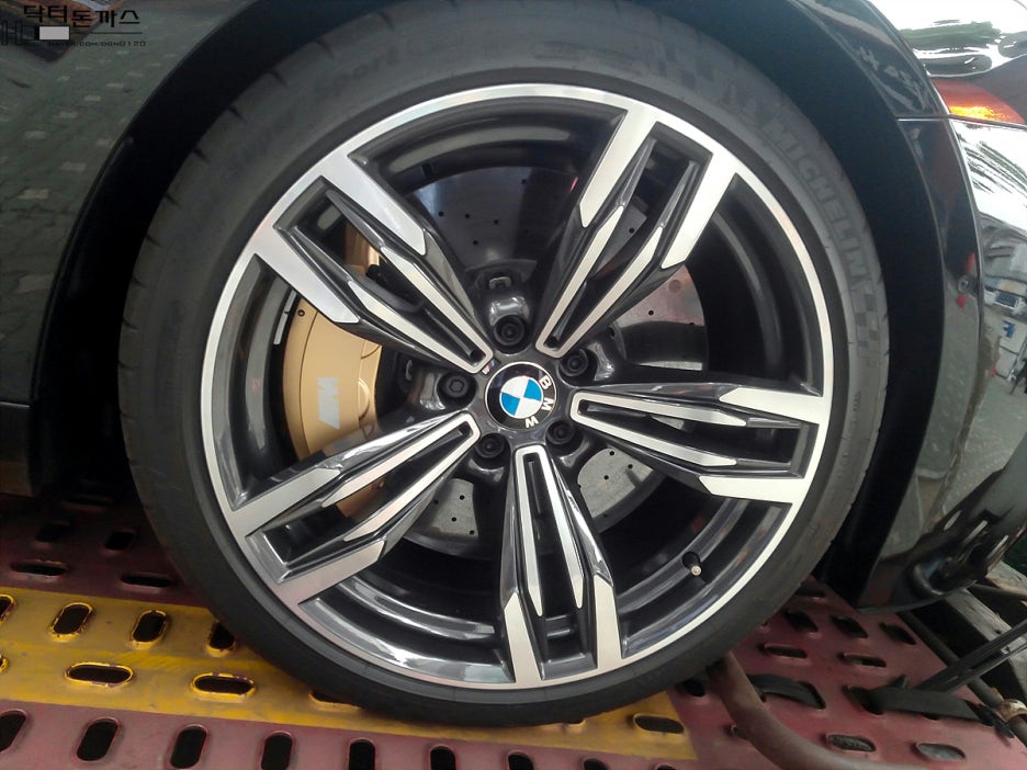 [신차소식] 신형 BMW X5 풀체인지 모델 그리고 BMW M6 그란쿠페 (BMW 뉴X5 m50d+뉴X5 30d) 관련 이미지 17