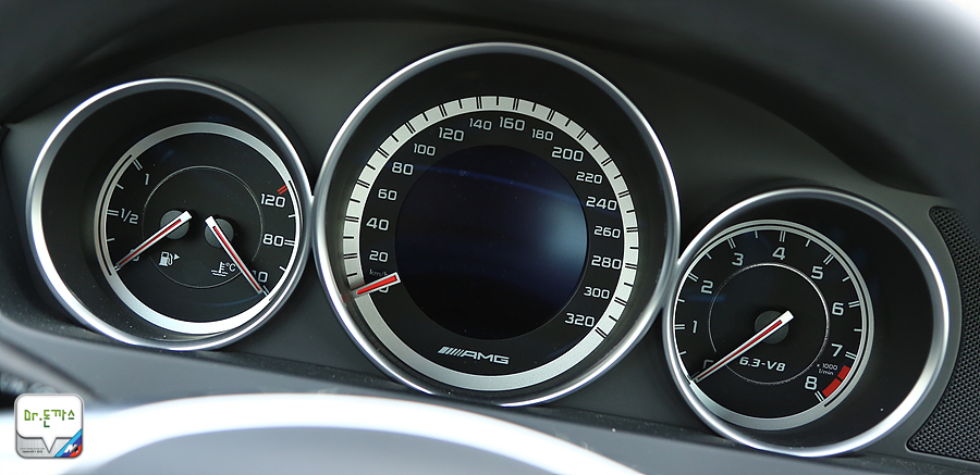 [시승기] 순대국밥과 메르세데스 벤츠 c63 amg 관련 이미지 64