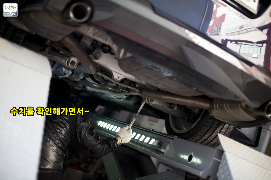 BMW 535d 타이어 교환+산본스타일+미쉐린 PSS+3D디자인 키케이스+2013 서울 모터쇼 관련 이미지 50