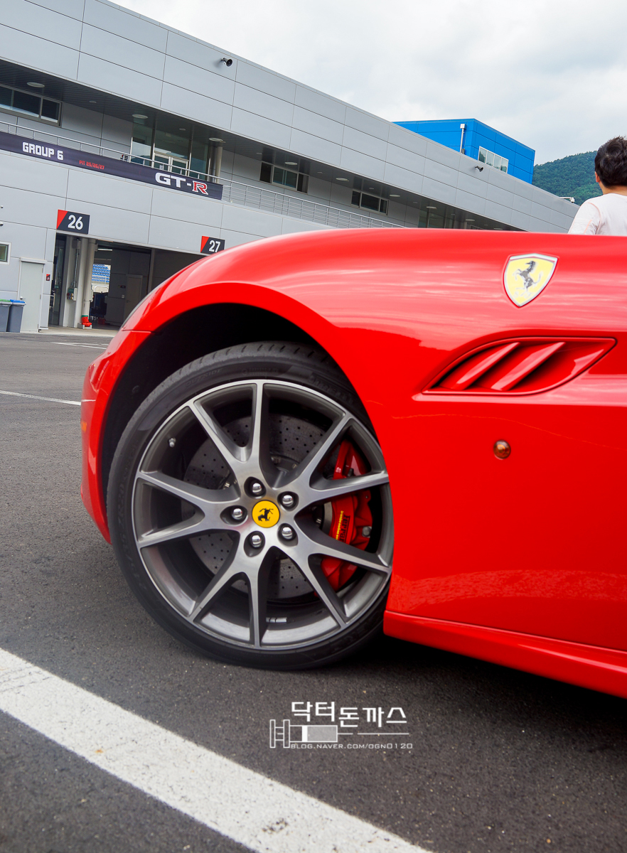 닛산 GT-R & 페라리 캘리포니아 in 인제스피디움 관련 이미지 31