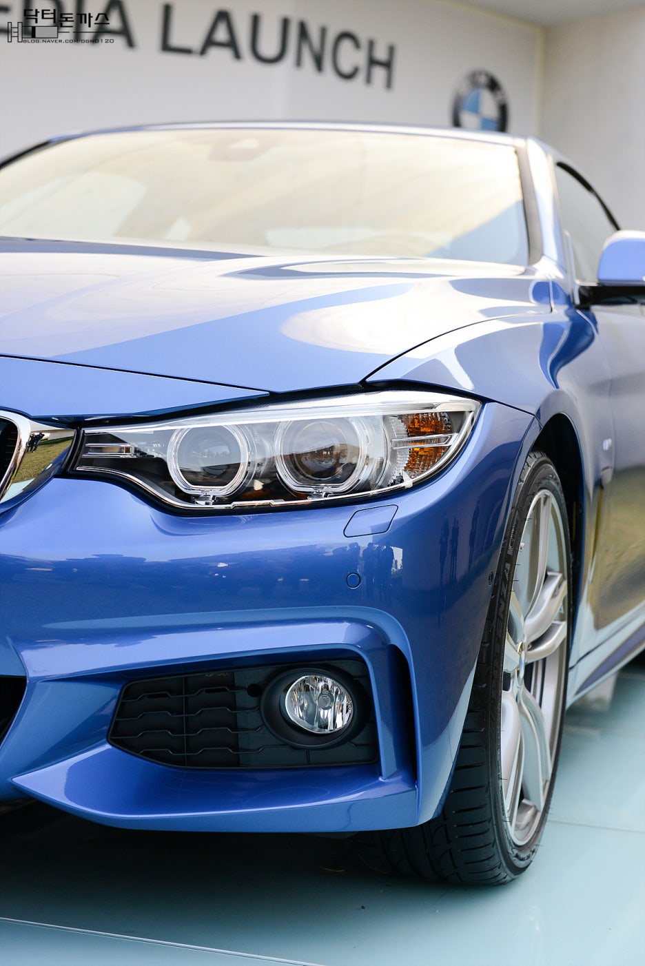 BMW 4시리즈 쿠페 디자인,사양 그리고 옵션 (BMW 428i M 스포츠 패키지+420d+M4) 관련 이미지 7