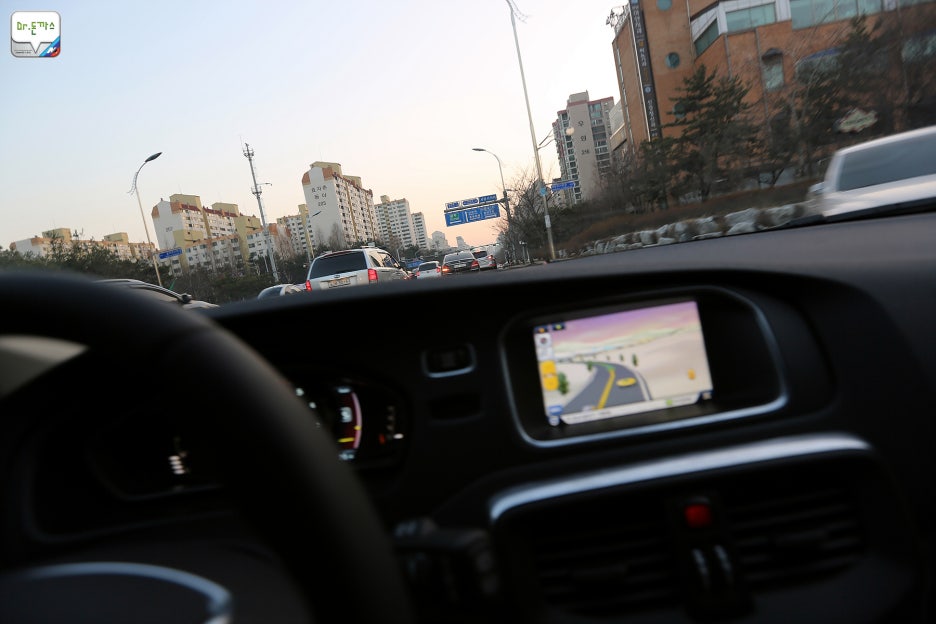 [볼보 V40 시승기] 볼보 V40 D4, 볼보 V40 T5 시승기, 안전하고 이쁜 자동차! 관련 이미지 37