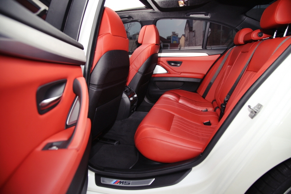 BMW M5 구입 , 중고차 구매 동행 서비스 마이마부 관련 이미지 25