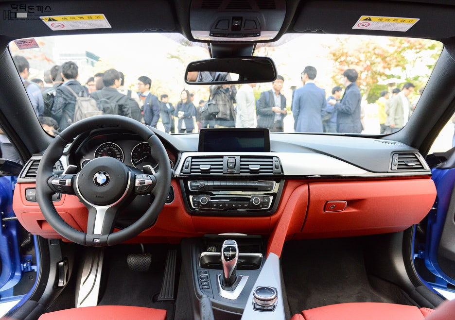BMW 4시리즈 쿠페 디자인,사양 그리고 옵션 (BMW 428i M 스포츠 패키지+420d+M4) 관련 이미지 21