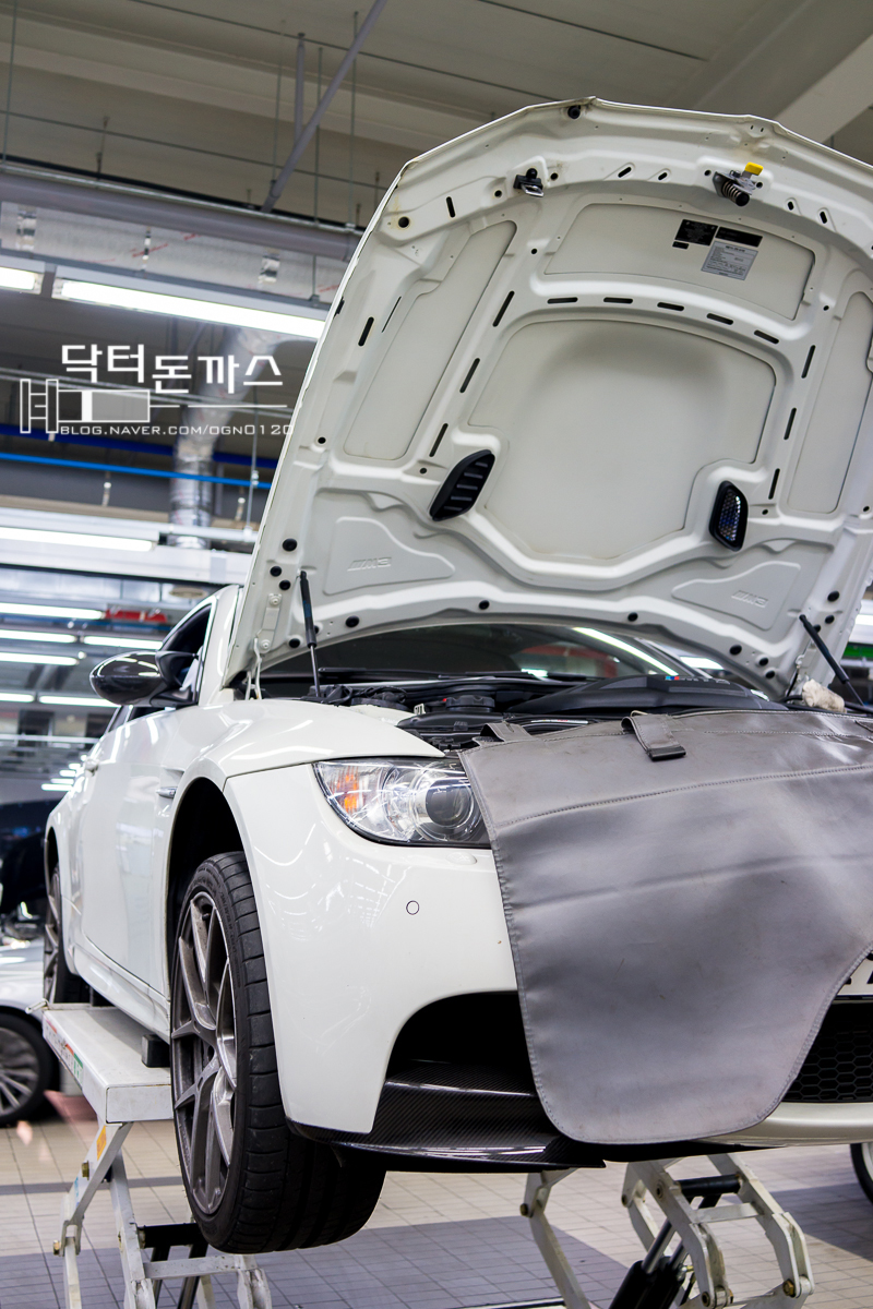 BMW M3 접촉사고+엠플러스+사고수리+엔진룸세척+브레이크오일교환 관련 이미지 13