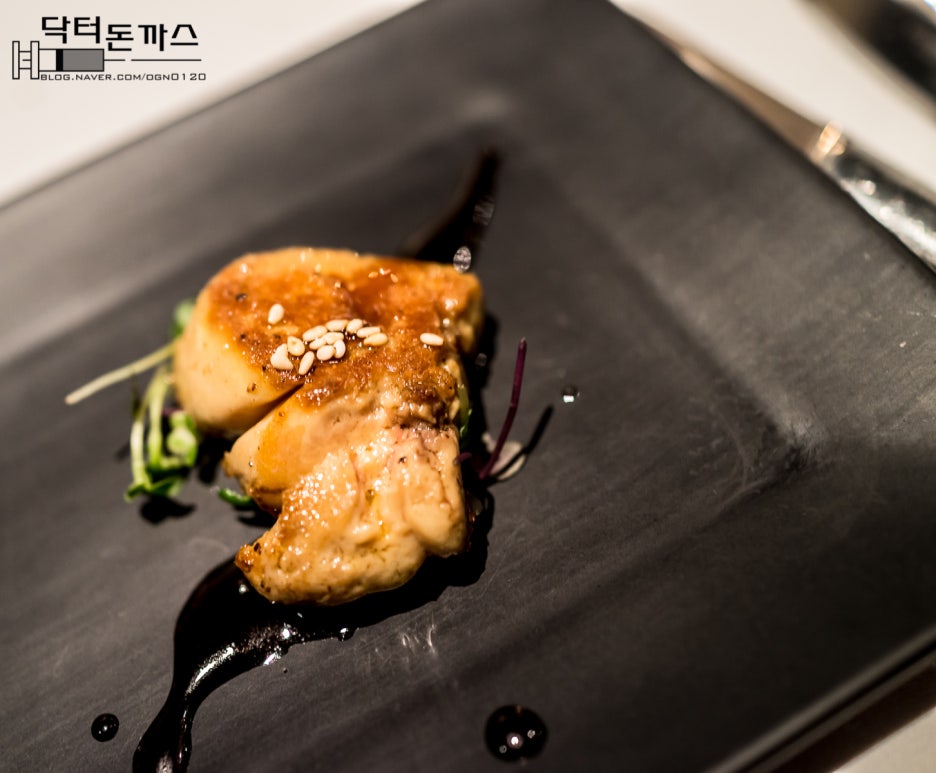 [가로수길 맛집] 엘본 더 테이블+닛산 GT-R vs 페라리 캘리포니아+블루투스이어폰/모비프렌/GBHS400. 관련 이미지 6