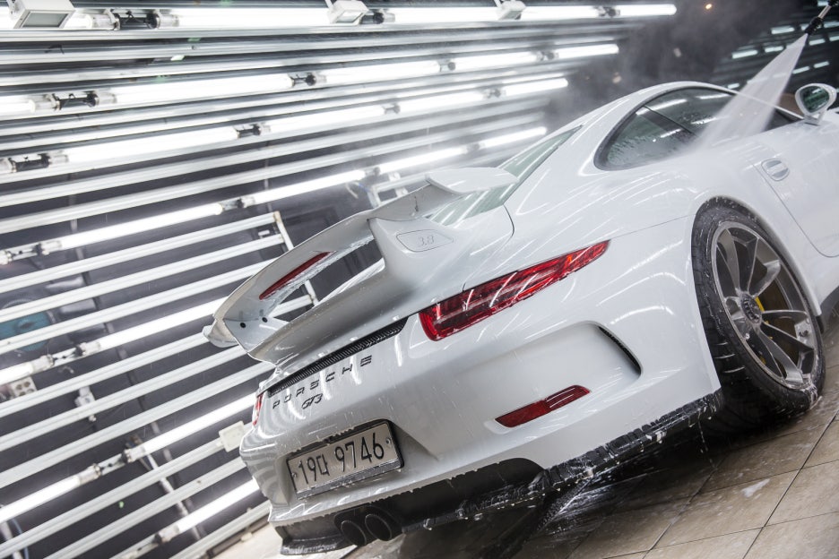포르쉐 911 GT3 후방카메라 작업 - 아우토스트라세 - 부엉이 카워시에서 첫 디테일링. 관련 이미지 29