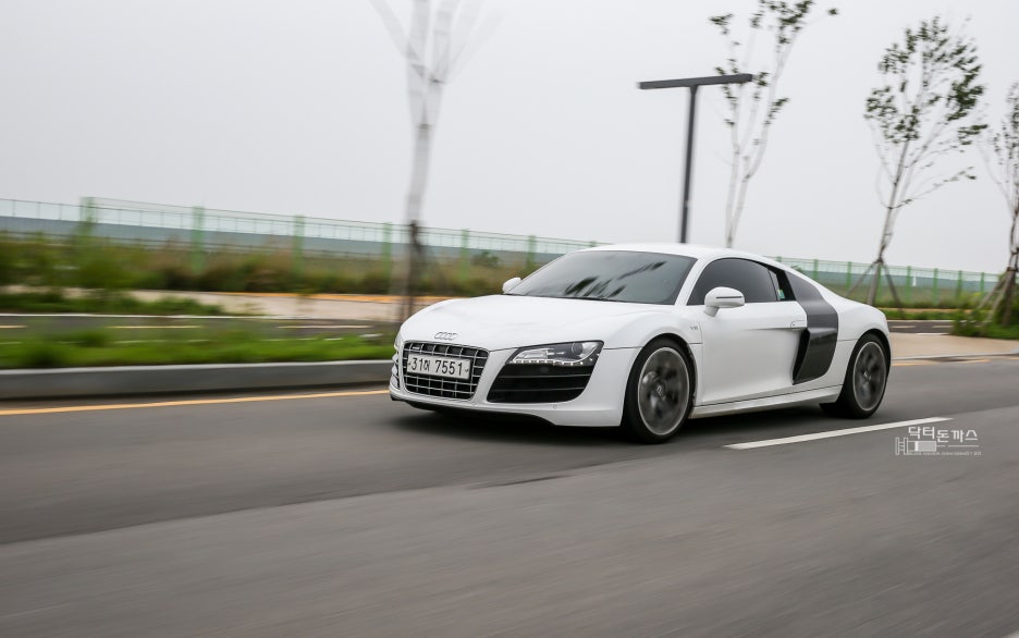 아우디 R8 시승기 1편+R8의 발자취를 따라서+R8 V8 쿠페+R8 V10 쿠페 관련 이미지 18