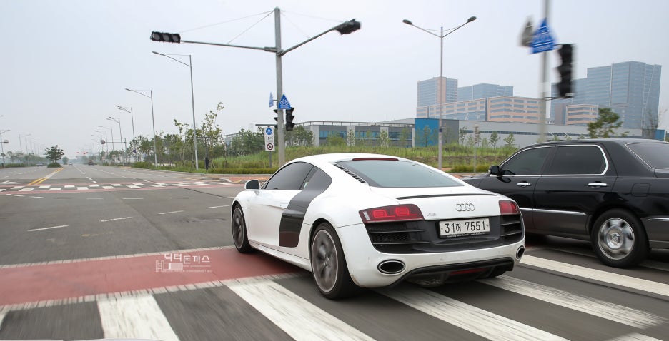 아우디 R8 시승기 1편+R8의 발자취를 따라서+R8 V8 쿠페+R8 V10 쿠페 관련 이미지 15