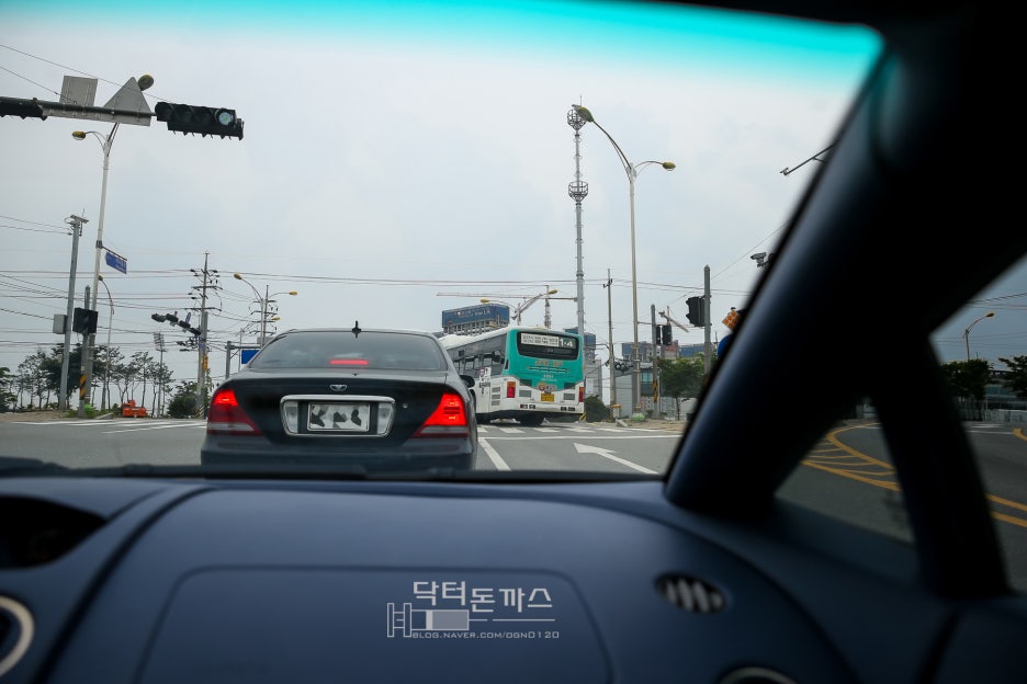람보르기니 시승기. 람보르기니 가야르도 스파이더 시승기. 황소와의 투우시합. 관련 이미지 57