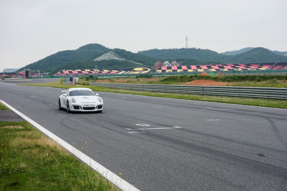 포르쉐 911 GT3로 참여한 SK지크 트랙데이 관련 이미지 41