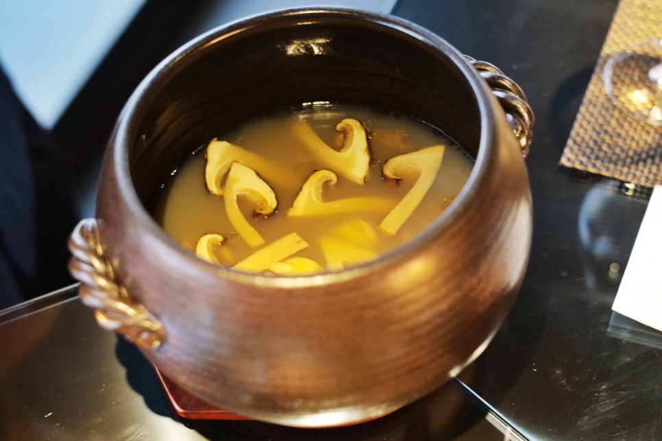 WX ; 청담 맛집 - 모퉁이우 X 관련 이미지 10