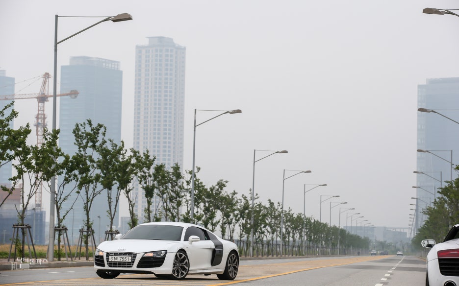 아우디 R8 시승기 1편+R8의 발자취를 따라서+R8 V8 쿠페+R8 V10 쿠페 관련 이미지 10