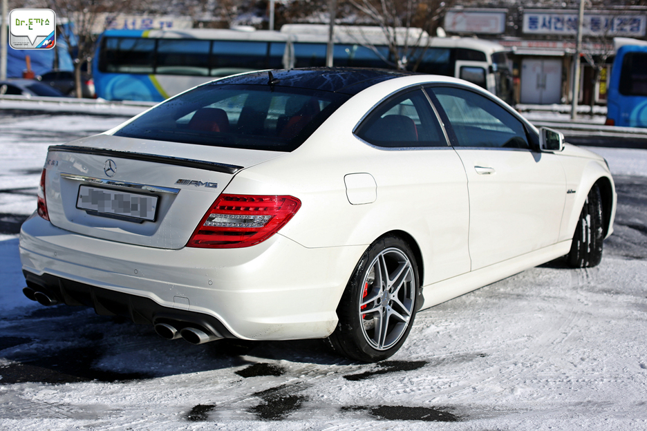 [시승기] c63 amg 쿠페 퍼포먼스 패키지 시승기 + 닥터돈까스와 오사모디(BMW 535d)가 드리는 새해인사 관련 이미지 9