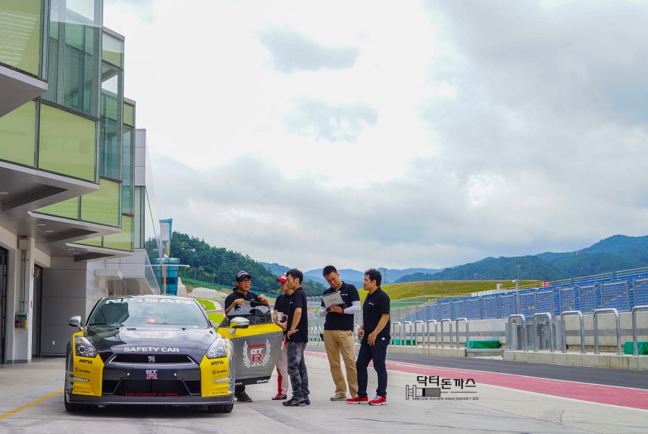 닛산 GT-R & 페라리 캘리포니아 in 인제스피디움 관련 이미지 13