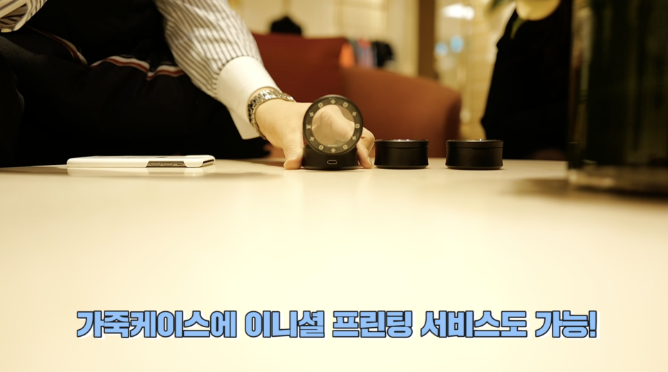 지구에서 가장 비싼 이어폰, 루이비통 에어팟 샀습니다. | 오프라이드오가나(LOUIS VUITTON airpod) 관련 이미지 16