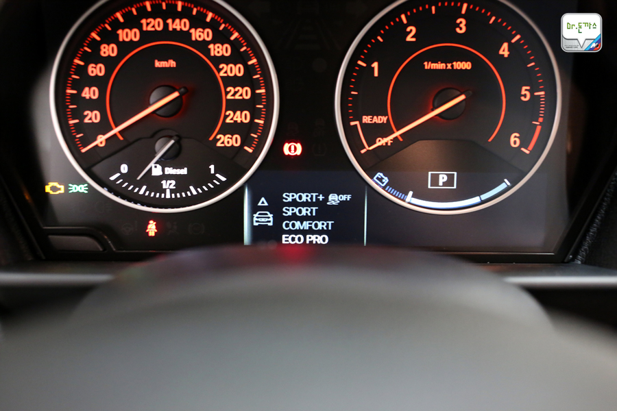 3000만원대 BMW 신형 뉴 1시리즈 해치백+118d 어반과 120d 스포츠 중에 뭘 살까? (어반과 스포츠 비교분석 ) 관련 이미지 79