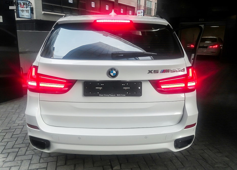 [신차소식] 신형 BMW X5 풀체인지 모델 그리고 BMW M6 그란쿠페 (BMW 뉴X5 m50d+뉴X5 30d) 관련 이미지 12